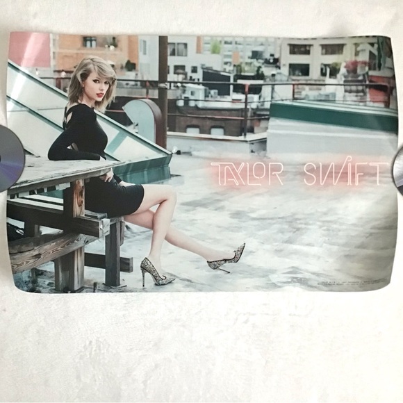 RARE Taylor Swift 2014 Official 1989 Poster Merch - Picture 4 of 9